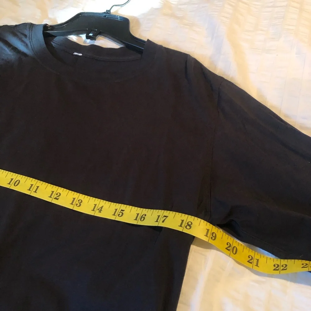 lululemon athletica Charcoal Long Sleeve Tee - Picture 9 of 9